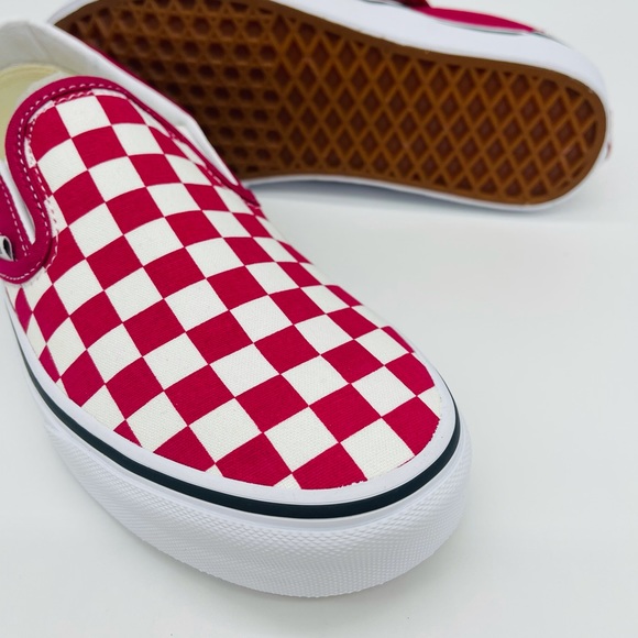 Classic Slip-On Vans - Picture 9 of 11